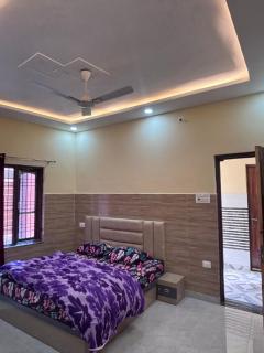 Dogra Guest House - 8
