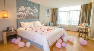 Magnotel Hotel Dongxing Guomen Port - 6