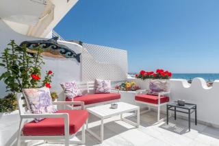 Superb Large Apartment on the Beach - 8