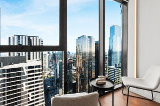 Light House Apt Luxe City & Water Views CBD High-Rise 3Br L57 - 9