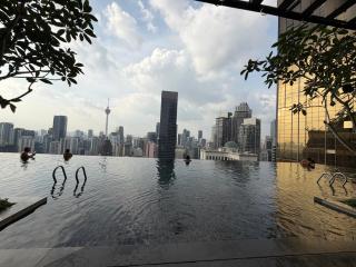 Axon Residence By Luxury Homestay - 7