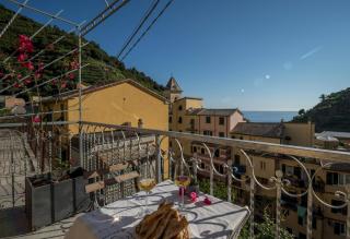 Liersena Sea View Mini Villa with AC - 9