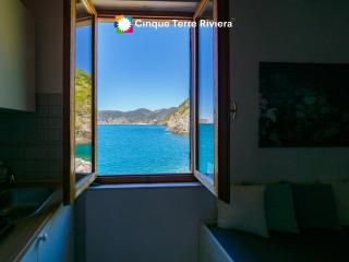 Casa Teresa with AC and Sea View Balcony - 3