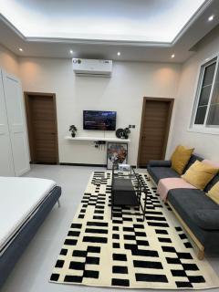 Modern Furnished Studio in Al Rawdah - 4