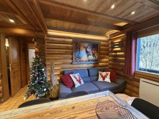 LE GRAND CERF Chalet en rondins avec SPA Jacuzzi - 5