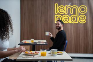 Lemonade Stays Santiago de Compostela - 4