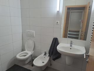 River Luxury Apartment - 4