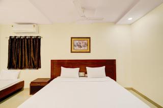 Hotel Velvet Stay Near DLF Cyber City - 2