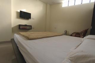 Hotel O by OYO New Venkateshwara Lodge - 6