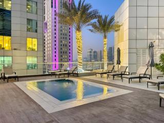 Ultra Stylish Luxury Flat w Harbour View in Dubai Marina, Sleeps 10 pax - 3