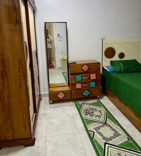 Golden Apartment Downtown - 5