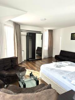 Hotel Nebula Inn - 0