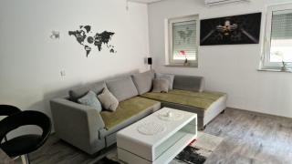 Apartman Komsic by Villas Guide - 2