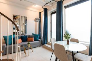 Castellana by Skykey - 0