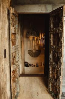 La suite 77 & Hindi - 3