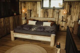 La suite 77 & Hindi - 3