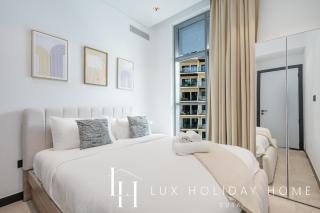 LUX The 15 Northside Burj Khalifa View Suite - 5