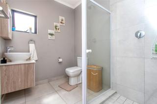 WiFi, Washer, Smart TV, Private Balcony - 5