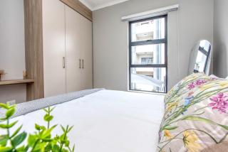 WiFi, Washer, Smart TV, Private Balcony - 1