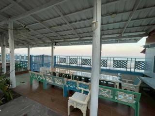 Sea Side Villa - 6