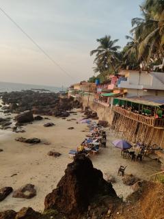 Om Ganesh Guest House Cliffside - 9