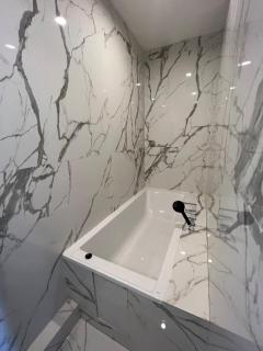 Panoramic Balcony Apartment - 2