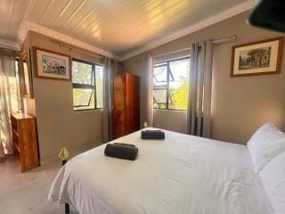 Farm stay at Thyme Cottage on Haldon Estate - 4