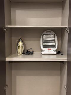 Luxury 1BHK with Eifle Tower Balcony View - 7