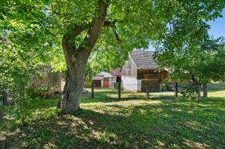 Retreat House Ustup - 1