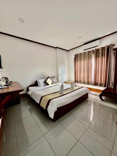Walking Street Hotel Vang Vieng - 5