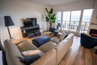 High-End Condo - River View & Lounge - 0