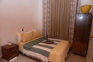 Serene & Cozy Room two of three with shared bathroom in a shared home - 3