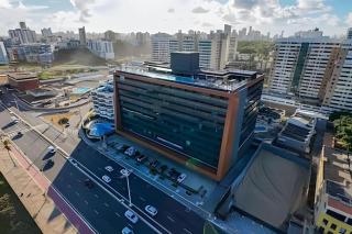 Apartamento frente mar com rooftop incrível - 9