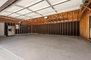 Hill Country Escape — Pool, Hot Tub & Lake Access - 2