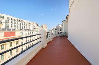 Atico con Terraza de vistas inmejorables - 8