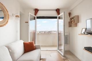 Logement lumineux sur les toits - métro à proximité - 9