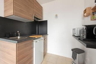 Logement lumineux sur les toits - métro à proximité - 1
