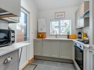 Stanley Cottage - 1