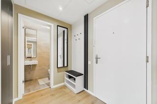 Sky Park city centre 1BR High Fl - 4