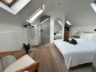 Bright Loft Ensuite Room,Piccadilly Line,Unique Top-Floor Stay 5 - 0
