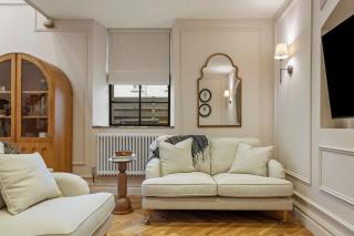 Luxury 2 Bed Church Conversion with Hot Tub - 7