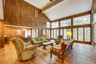 Near Manistee National Forest! Retro Cabin Retreat - 0