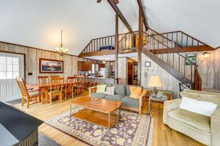 Pere Marquette Riverfront Retreat, Fish On-Site! - 6