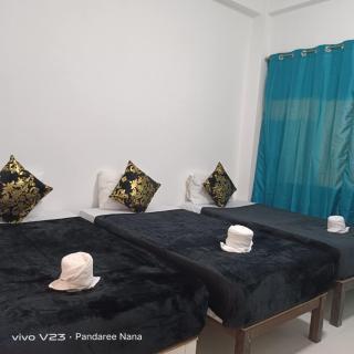 MaHaNa Hostel Pattaya - 9