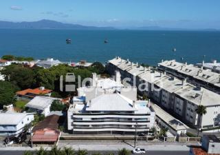 C196 Moderno apartamento de 3 quartos na praia Cachoeira - 7