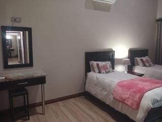 Zebula Golf and Wildlife Estate - Moi Signature Exclusive Leisure Villas - Mabula - 5