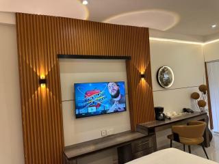 City Hotels & Apartments - 8