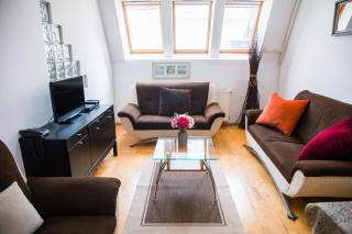 Elite Rooms & Apartments - 9