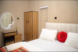 Mae Sangotedo Ajah - 3