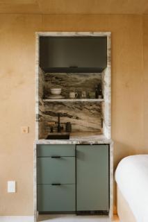 Aux Box Muskoka Modern Muskoka Bunkie - 5